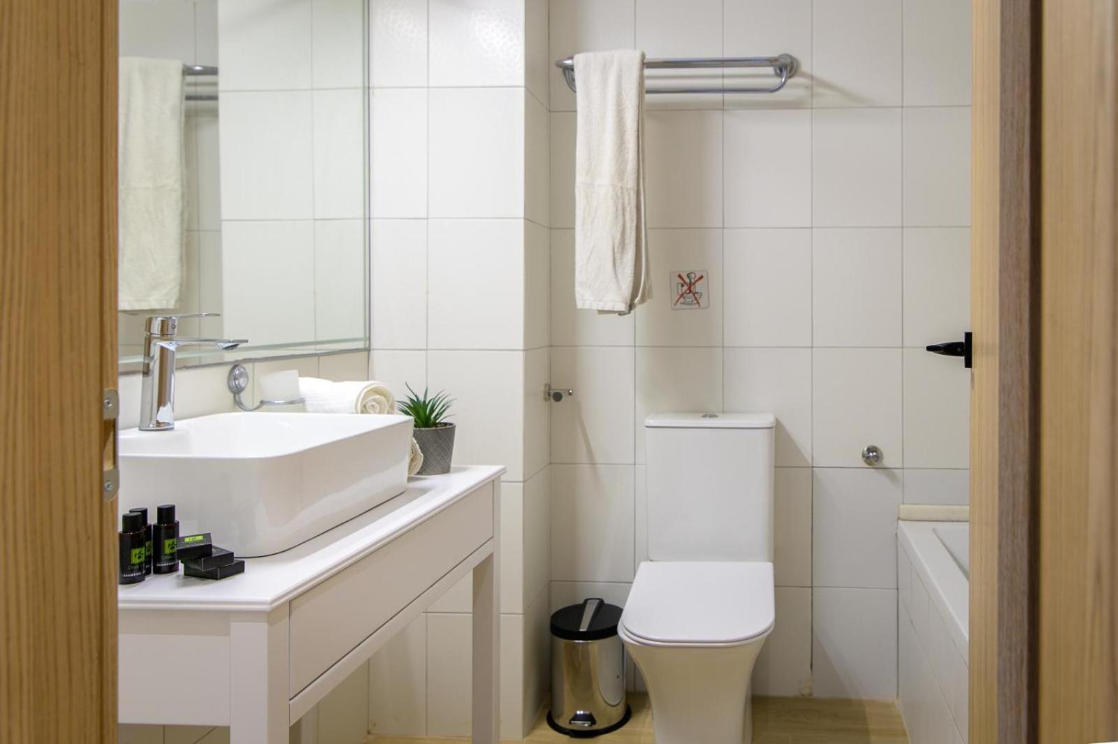 Soho Blue City Hotel Херсонісос Екстер'єр фото