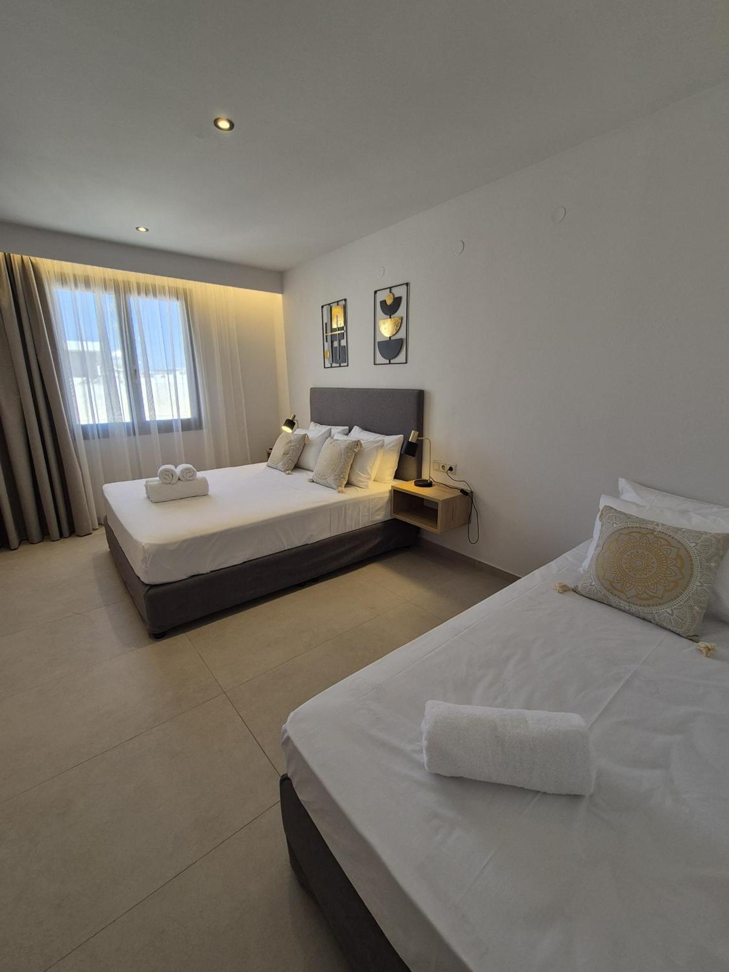 Soho Blue City Hotel Херсонісос Екстер'єр фото